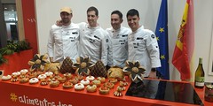 Demostración de la Selección Española de Panadería Artesana con #productoriojano en Fitur