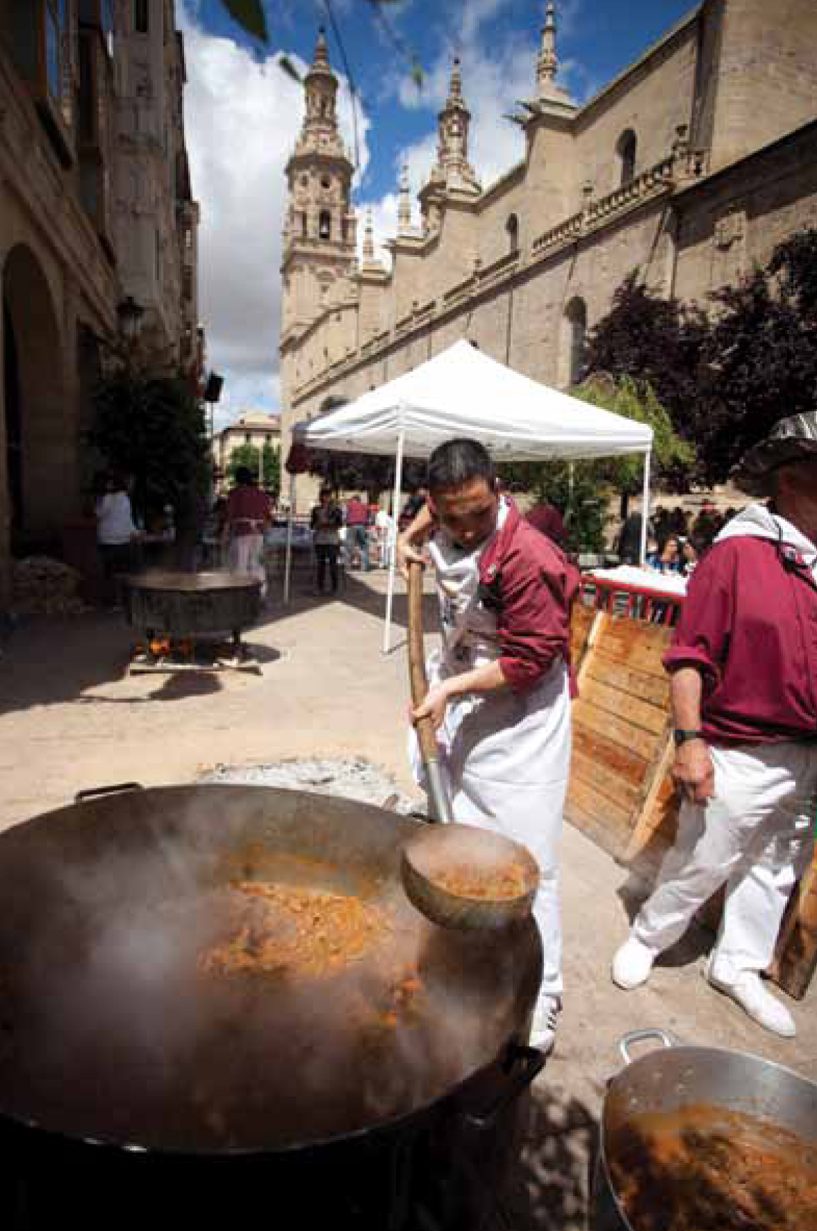 Degustación de toro guisado (Ayuntamiento de Logroño)